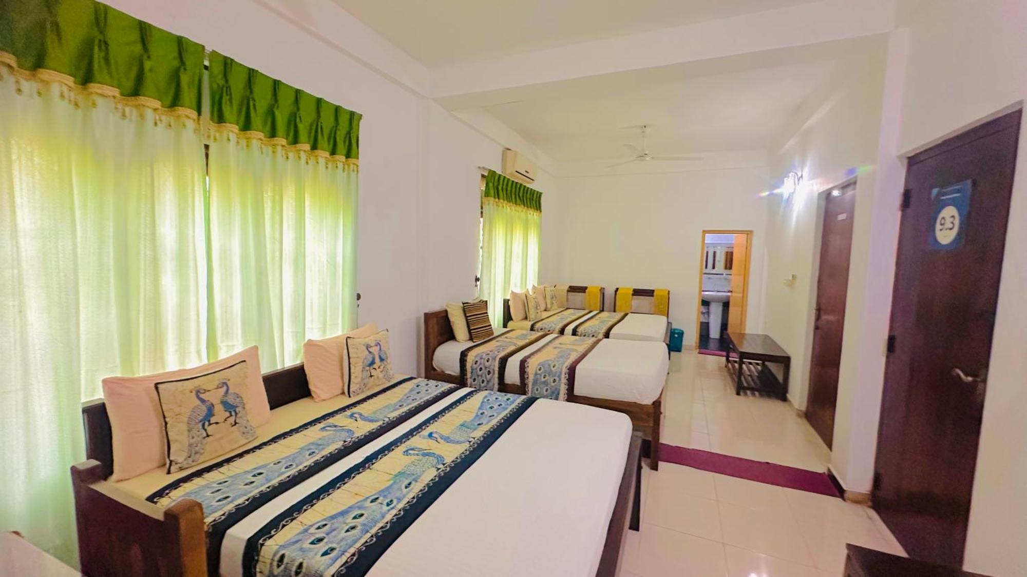 New Peacock Resort Dambulla Ngoại thất bức ảnh